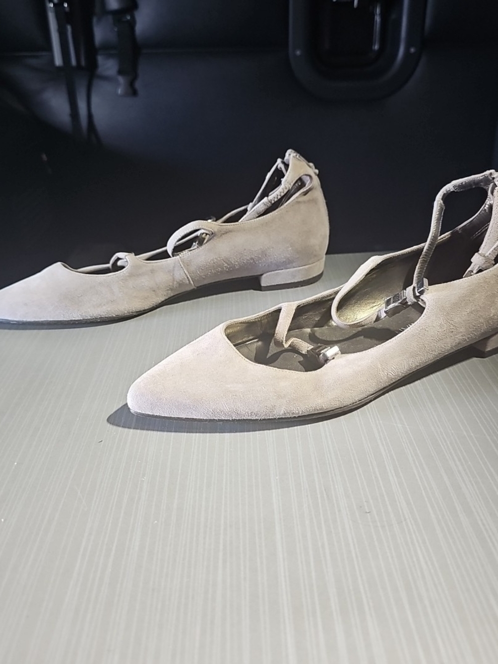 Stuart‎ Weitzman Taupe Suede Pointed Toe Ballet Flats Ankle Strap Women's 7.5m